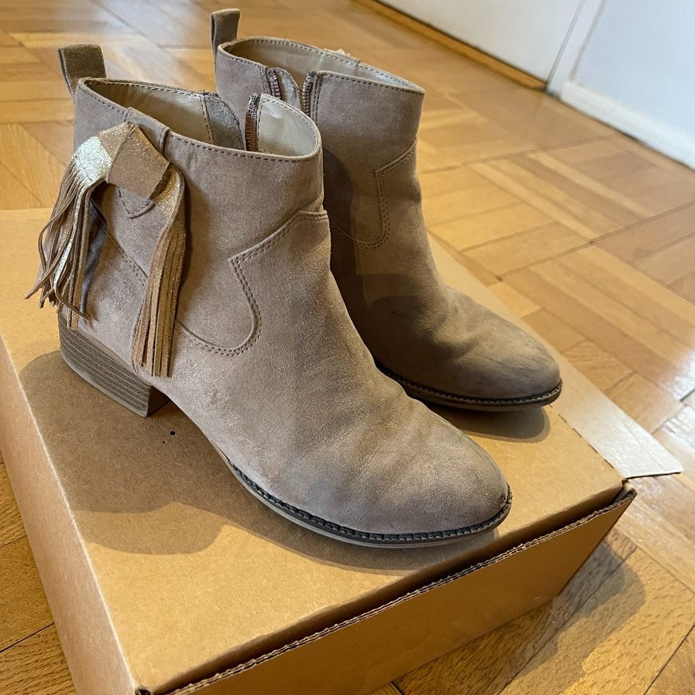*Used** Dolce Vita Kids Camel Boots- sz 5